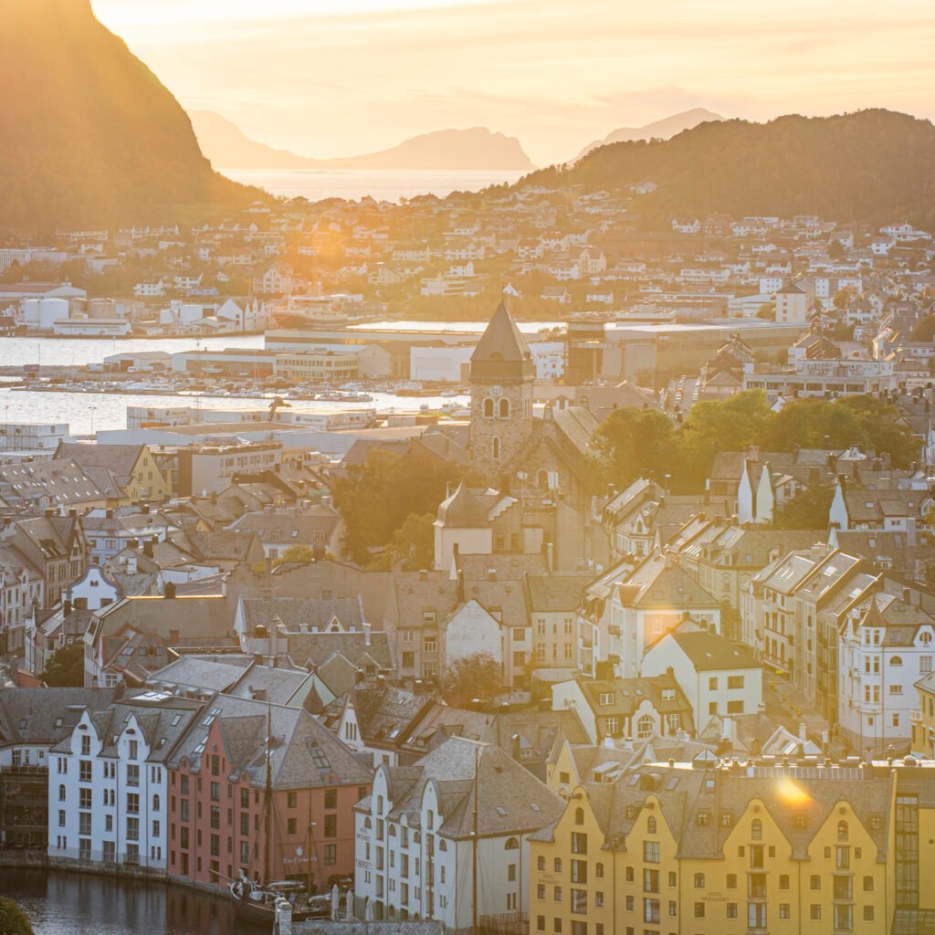 A sunset picture on Alesund from the mount Aksla